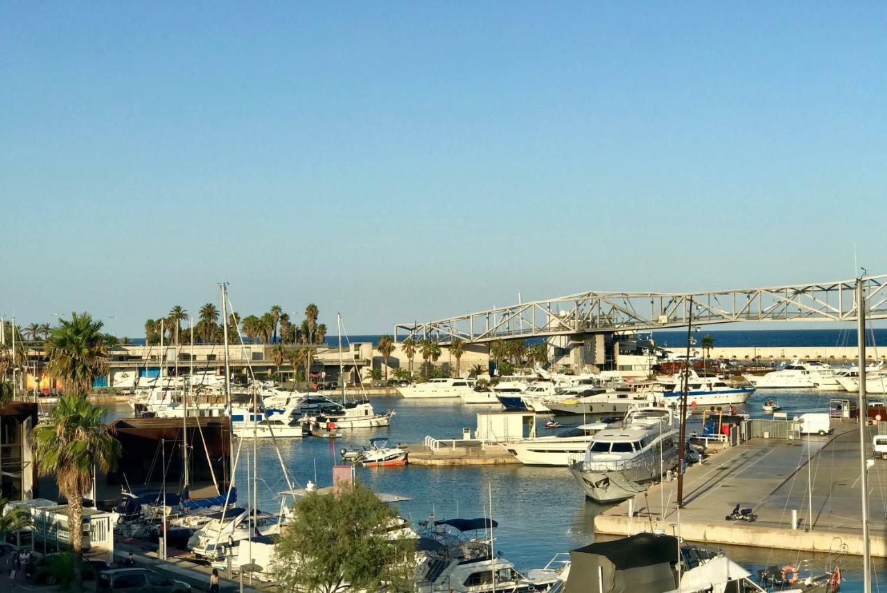 Yacht Experience Barcelona Hotell Sant Adria de Besos Eksteriør bilde