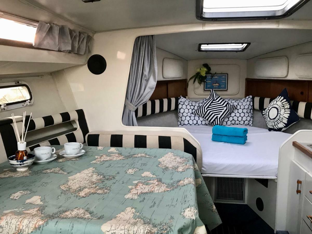 Yacht Experience Barcelona Hotell Sant Adria de Besos Eksteriør bilde