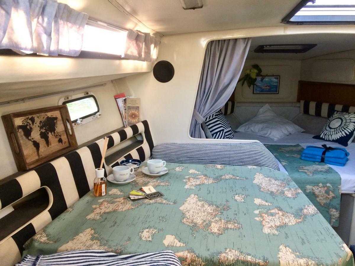 Yacht Experience Barcelona Hotell Sant Adria de Besos Eksteriør bilde