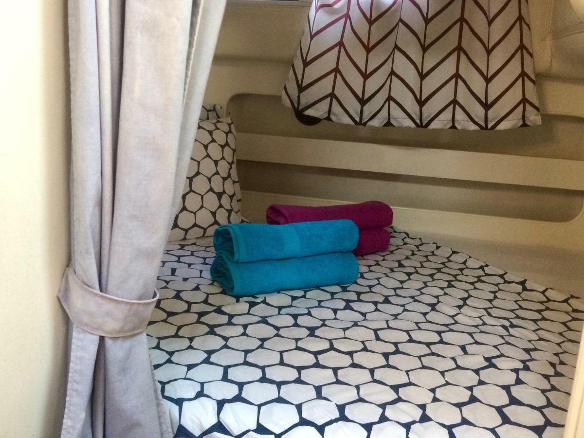 Yacht Experience Barcelona Hotell Sant Adria de Besos Eksteriør bilde